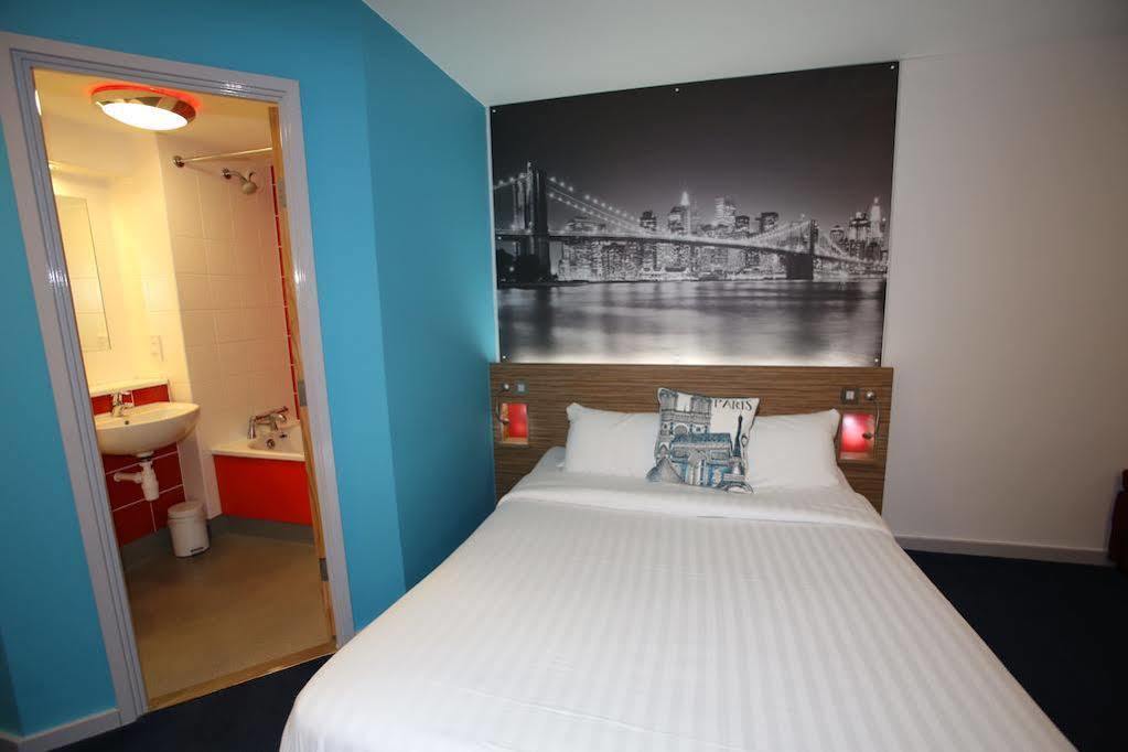 Citilodge Wakefield Hotel By Roomsbooked Zewnętrze zdjęcie